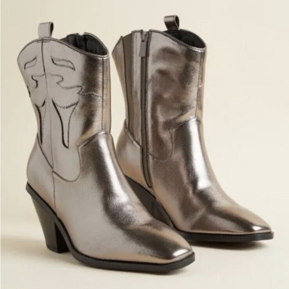 Torrid Western Pull-On Bootie (WW)